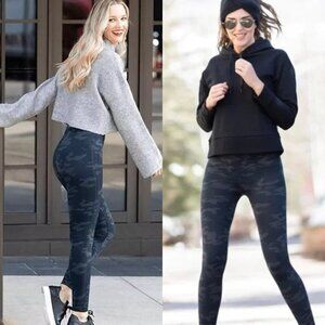 NWT SPANX Look at Me Now Seamless Leggings Sz Small Camo